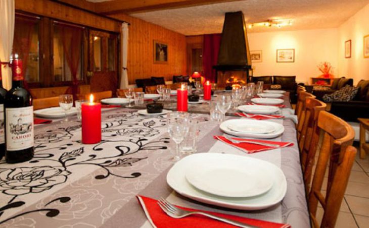 Chalet Campanules, La Plagne, Dining Room